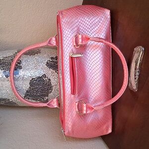 NEW, Primeware Insulated Wine Clutch